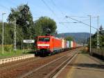 Einen bunten Containerzug hat die 189 017-7 am 31.8.2009 am Haken.