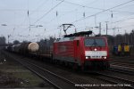 189 089-6 (Railion) fhrt am 23. Januar 2010 um 15:38 Uhr mit einem Gterzug durch Dsseldorf Rath