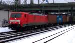 189 017-7 mit einen Containerzug in Hamburg-Harburg (06.02.10)