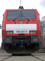 Auge in Auge mit 189 081-3, eine tolle Perspektive !!