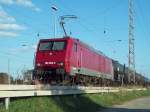 189 800-6 steht am 16.04.2010 mit einem Kesselzug in Angermnde