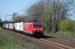 189 013-6 mit einem Containerzug am 17.4.2010 durch Ahlten -> Lehrte