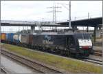 ERS Railways ES 64 F4-990 E189 090 zieht einen Containerzug durch Muttenz. (16.09.2010)