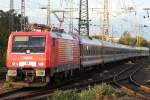 Die WLE 81 zieht einen Sonderzug durch Duisburg HBF am 24.10.2010
