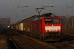 189 023-5 mit einem gemischten Gterzug in Dsseldorf-Rath am 29.01.2011