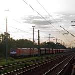 189 040-9 und 189 035-9 mit schweren Erzzug am 21.08.2011 in Toisdorf. Die Loks haben Automatische UIC-Kupplung (AK). Die Aufnahme entstand aus einem fahrenden Dampfzug.