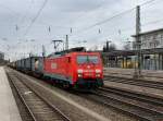 Die 189 059 mit einem KLV-Zug am 08.04.2012 bei der Durchfahrt am Heimeranplatz (Mnchen).