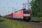 DB 189 034-2 und Schwesterlok in Doppeltraktion am 2.7.2015 vor einem Erzzug in Ratingen-Lintorf.