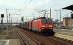189 013 schleppte am 09.04.16 einen gemischten Güterzug durch Bitterfeld Richtung Leipzig.