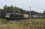 MRCE BR 189 803 mit Container kommend aus Richtung Hagenower Land.