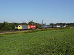 Die ES 64 F4-030 mit einem KLV-Zug am 12.08.2018 unterwegs bei Teisendorf.