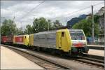 Internationales Doppel: E189 904RT der RTC und die E189 910 der Lokomotion fahren nach der beigabe der ES64U2-041 als Schiebelok in Kufstein mit dem 43243  WINNER-EXPRESS  nach Verona. (28.06.07)