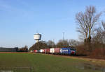 Distrirail 189 099 mit einem KLV in Dülken kommend aus Holland.
20. Februar 2021, Dülken Wasserturm