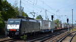 EP Cargo mit der MRCE Dispolok  ES 64 F4-806  [NVR-Nummer: 91 80 6189 806-3 D-DISPO] und einem KLV-Zug Richtung Frankfurt/Oder weiter nach Polen am 07.09.22 Berlin Hirschgarten.