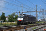 Lok 189 994-7 durchfährt am 17.07.2023 solo den Bahnhof Pratteln.