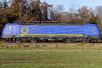 Beacon ES 64 F4 - 009 (189 909) im neuen blauen Farbenkleid bei am 11.11.25 bei Zorneding.