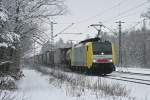 189 990 mit KLV Zug am Morgen des 21.02.2009 im winterlichen Haar (bei Mnchen).