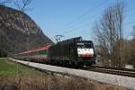 189 994 mit EC 87 am 07.04.2010 bei Niederaudorf.