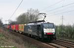 ERS ES 64 F4-998 mit einem Containerzug auf der Fahrt nach Lehrte (Ahlten 08.04.10)
