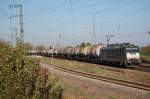 189 201-7 von CTL Logistics rollt am 18.10.2010 bei sch�nstem Herbstwetter mit einem Kesselwagenzug kurz hinter Gro�korbetha gen Wei�enfels.