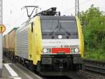 TXL 189 930 ES 64 F4-030 mit dem Fercam in Beuel am 28.4.2011