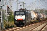 ES 64 F4-037 der MRCE (189 937) mit einem Kesselwagenzug bei der Durchfahrt in Falkenberg / Elster an 24.9.2011