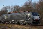 MRCE ES 64 F4-083 (i.E.Captrain) am 20.11.11 bei der Duchfahrt durch Krefeld-Hohenbudberg.