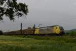 189 909 von TXL mit einem Schiebewandwagenzug Richtung Gemnden am 02.06.2012 unterwegs bei Himmelstadt.