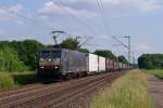 ES 64 F4-086 mit einem Containerzug in Menden (Rheinland) am 02.06.2012