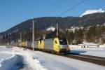 Es 64 U2 010 (182 510) + 189 9xx mit dem Fercam-KLV am 21.02.2012 unterwegs bei Terfens.
