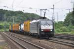 ES 64 F4-110 MRCE Dispolo-ERSR mit Containern in Richtung Kln-Eifeltor.Aufgenommen in Kln-West am 14.7.2012