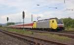 189 915 (ES 64 F4-015) mit AZ in Fahrtrichtung Sden. Aufgenommen am 20.05.2012 in Eschwege West.