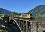 189 901 + 189 912 mit einem KLV am 16.09.2012 auf der Angertalbrcke in Angertal.