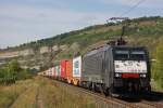 MRCE Dispolok/TXL ES 64 F4-283 am 22.8.12 mit einem Containerzug in Thngersheim.