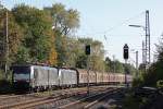 MRCE Dispolok/CTI ES 64 F4-092 am 30.9.12 mit MRCE Dispolok/CTI ES 64 F4-104 und einem Papierzug nach Dortmund Scharnhorst bei der Durchfahr durch Ratingen-Lintorf.
