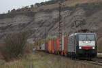 MRCE Dispolok/TXL ES 64 F4-841 am 2.11.12 mit einem Containerzug in Thngersheim.