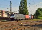 Am Dienstag den 28.5.2013 kommt die MRCE 189-113 mit einem Containerzug aus der Einmndung der Kbs 465 in den Rheydter Hbf eingefahren. P.S. Dank an den Tf fr die beraus akkustische Begrung des Fotografen.....schade das ich nicht im Videomodus war........