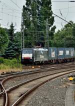 ERS-Railways ES 64 F4 999  kommt mit einem Kastelzug aus Richtung Kln in den Rheydter Hbf eingefahren.