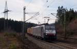 189 997 MRCE mit Containerzug am 01.03.2014 in Steinbach am Wald gen Saalfeld. 