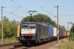 MRCE Dispolok/Metrans ES 64 F4-159 am 2.8.13 mit einem Containerzug in Hamburg-Moorburg.