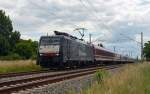 189 286 rollte am 15.06.14 mit einem Partysonderzug der Müller-Touren durch Greppin Richtung Dessau.