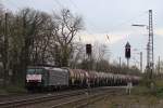 MRCE Dispolok/SBB ES 64 F4-112 am 24.3.14 mit einem Kesselzug in Ratingen-Lintorf.