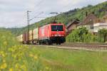 189 801-4 (WLE 81) mit dem Warsteiner-Zug in Richtung Norden. Aufgenommen in Ludwigsau-Friedlos am 17.05.2014.