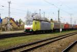 Am 11.04.2015 kam die 189 206 von der   MRCE dispolok   aus Richtung Hannover nach Stendal und fuhr weiter in Richtung Magdeburg .