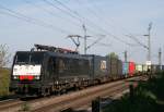 ES 64 F4-211 mit DGS 40211 (Rotterdam–Bologna) am 21.09.2012 in Rheinweiler