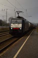 189-999 von LOCON mit einem Mischer in Rommerskirchen von mir abgelichtet am   Abend des 23.1.2016