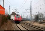 Hier noch der volle Blick auf 189 056-5 DB als langer Containerzug, der den Bahnhof Angersdorf auf der Bahnstrecke Halle–Hann.