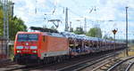 DB Cargo Deutschland AG mit  189 061-5  [NVR-Number: 91 80 6189 061-5 D-DB] und PKW-Transportzug Richtung Frankfurt/Oder am 26.08.18 Berlin-Hirschgarten.