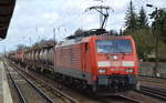 DB Cargo Deutschland AG mit  189 021-9  [NVR-Number: 91 80 6189 021-9 D-DB] und einem sehr langen Containerzug am 08.03.19 Berlin-Hirschgarten.