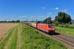 189 056 mit einem Güterzug am 24.08.2016 bei Plattling.